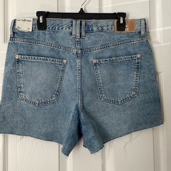 ‼️NWT‼️We the free ivy mid rise short - Picture 6 of 6